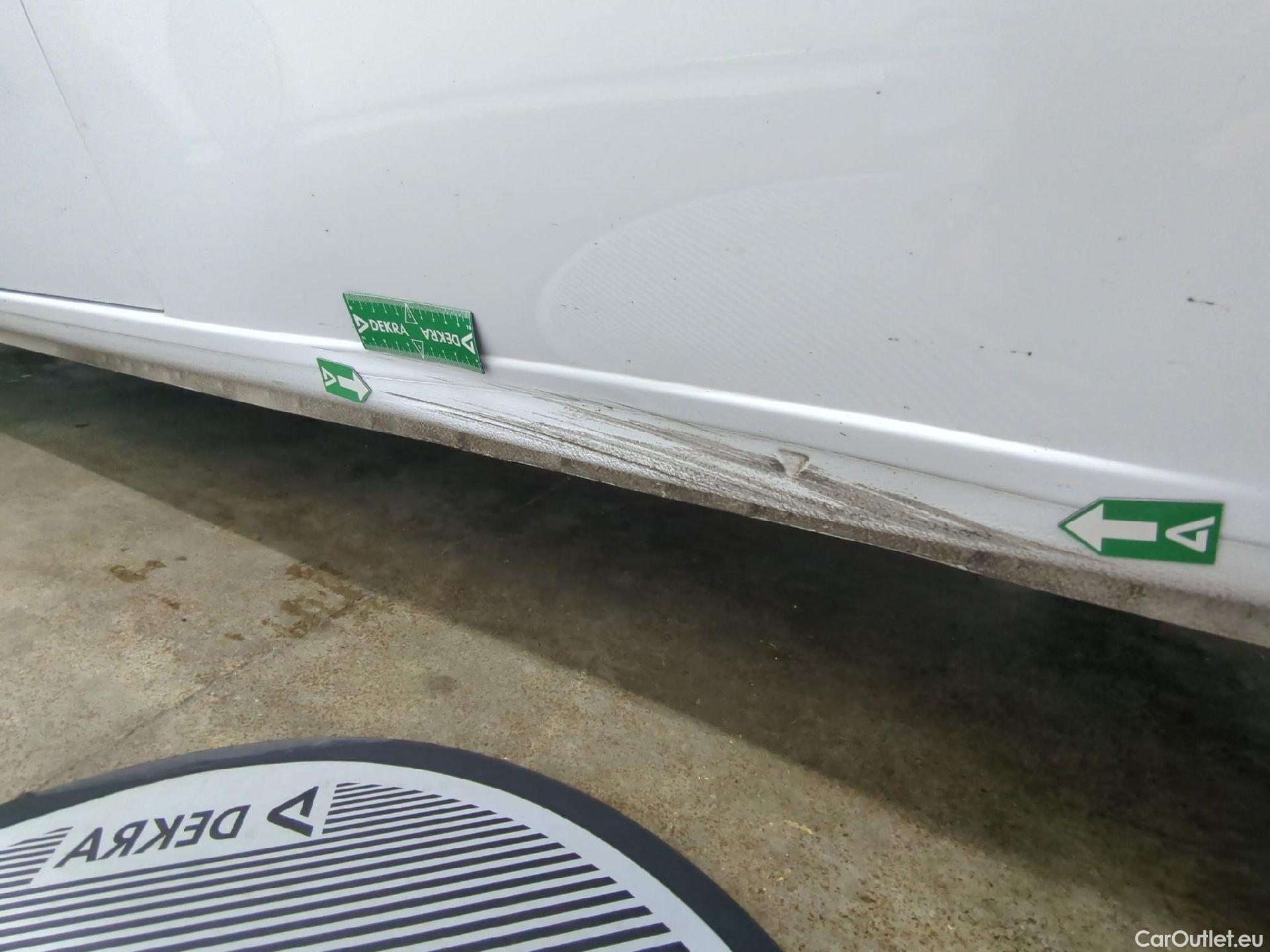  Renault  EXPRESS RENAULT Kangoo  / 2013 / 4P / Fourgonnette Grand Confort - Blue dCi 95 #13