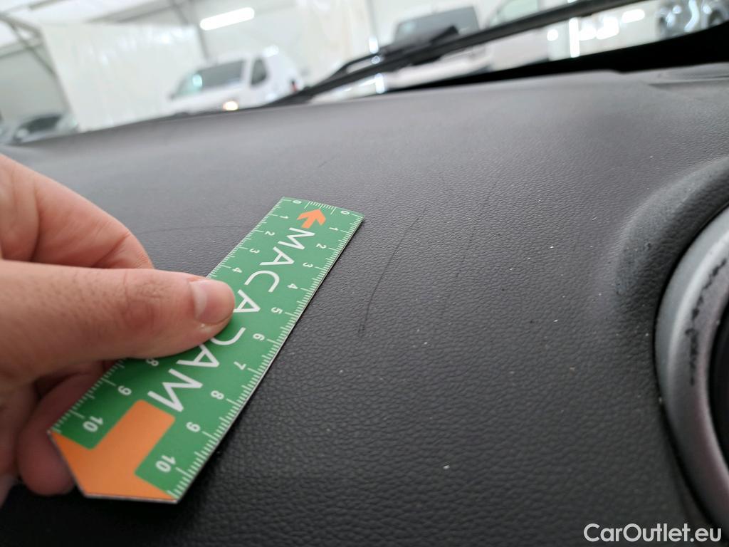  Renault  Kangoo RENAULT  Express / 2013 / 4P / Fourgonnette Grand Confort TCe 115 EDC #3