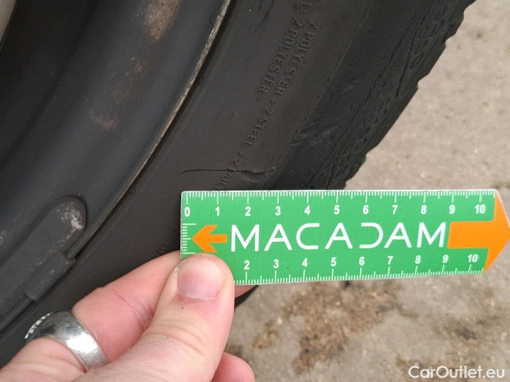  Renault  Master  III Fourgon L2H2 3 5 Grand Confort dCi #33