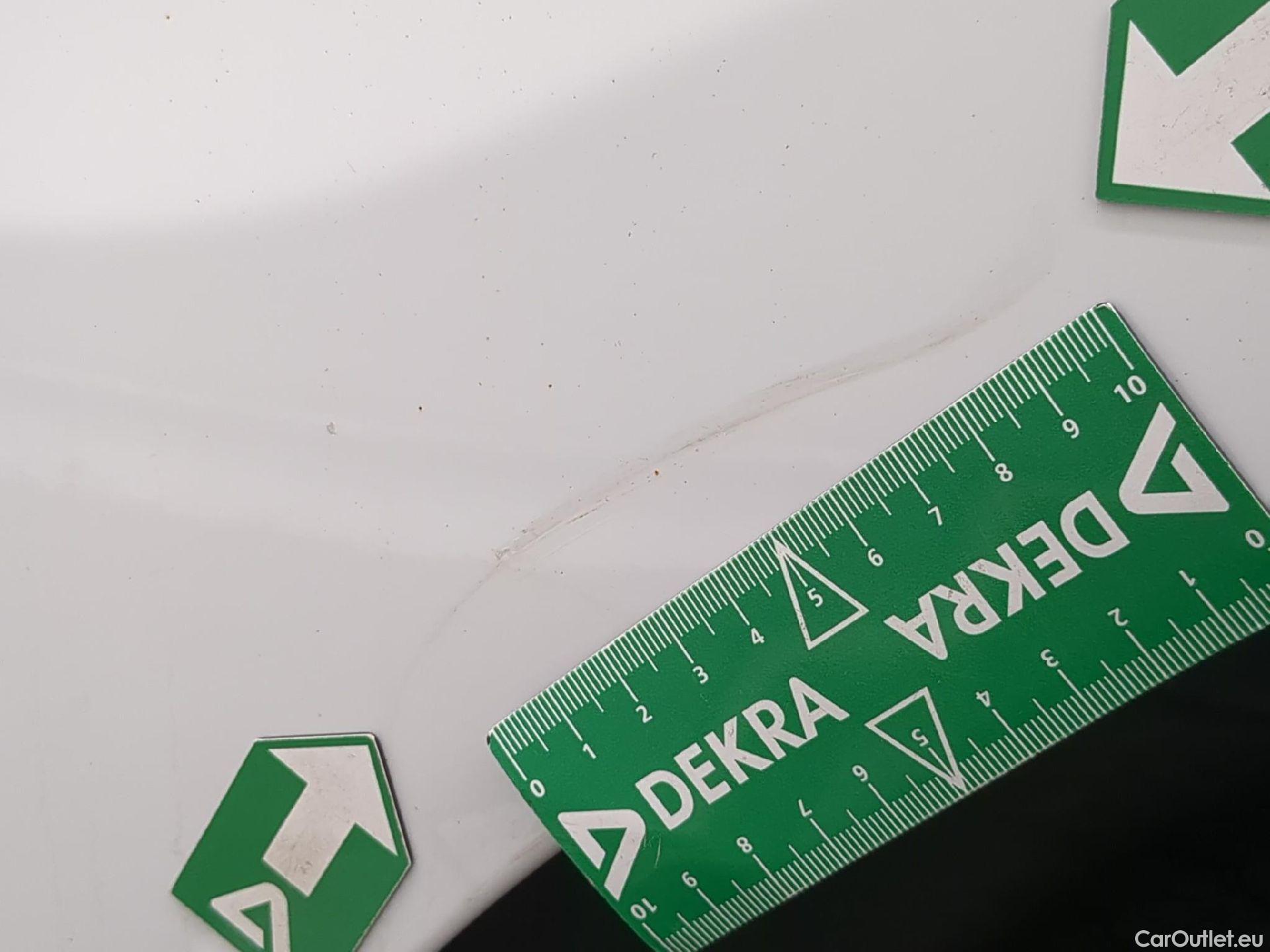  Renault  Trafic RENAULT  VU 4p Fourgon FG GCF L1H1 1000 dCi 95 E6 #33