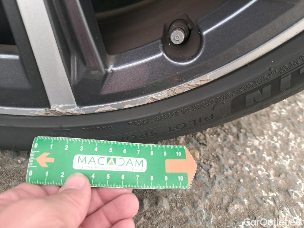  Bmw  Serie 1 Série 1 Berline 118 d Lounge 2.0 150CV BVM6 E6d #12