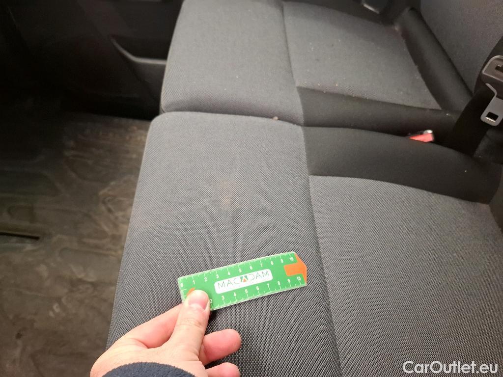  Renault  Master  Fourgon L3H2 3 5 Grand Confort dCi 135CV BVM6 E6dT 7 PLACES #34