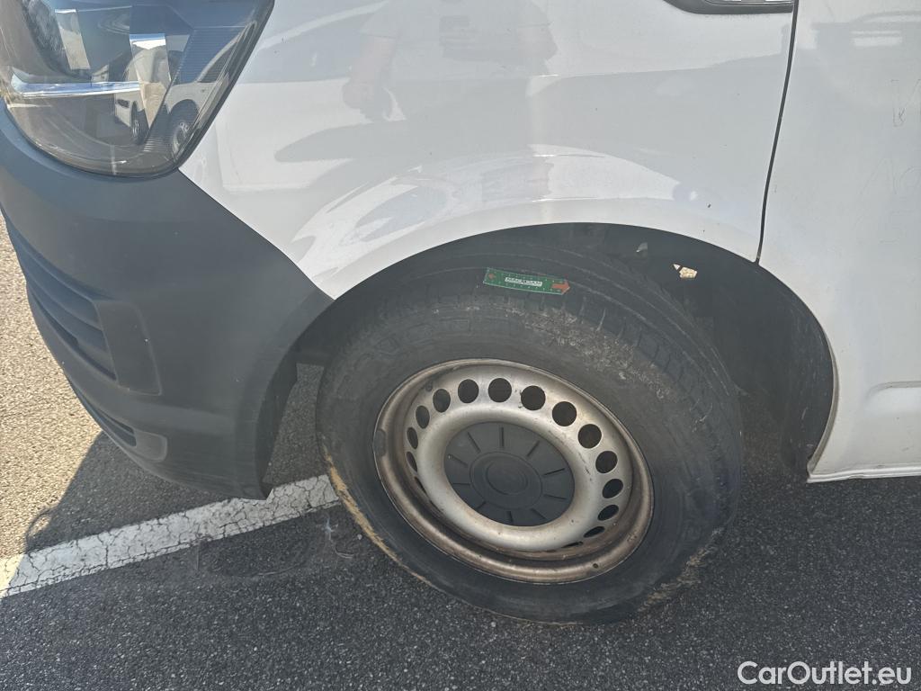  Volkswagen  Transporter T6  Fourgon 4Motion 2.0 TDI 150CV BVM6 E6 #13