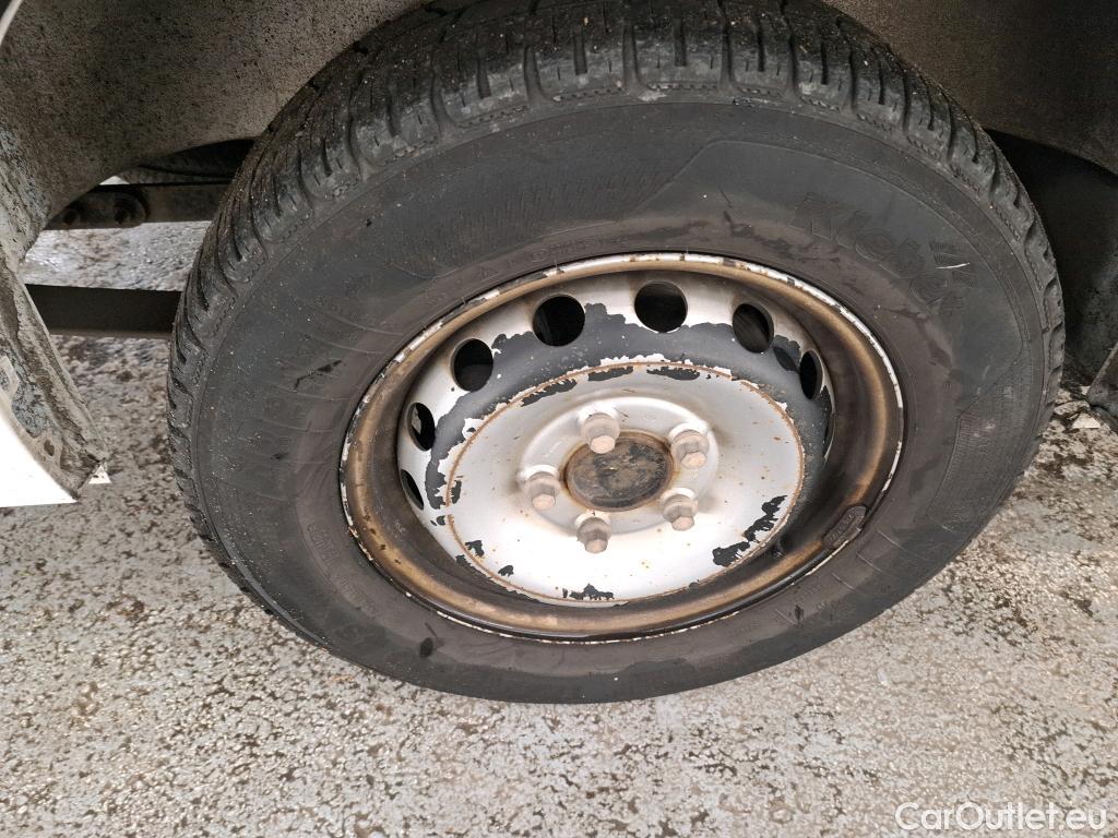  Renault  Master  Fourgon L3H2 3 5 Grand Confort dCi 135CV BVM6 E6dT 7 PLACES #38