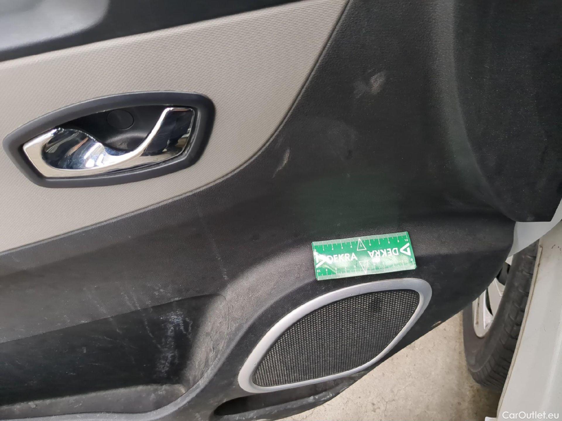  Renault  Trafic RENAULT  VU 4p Fourgon FG GCF L1H1 1000 dCi 95 E6 #6