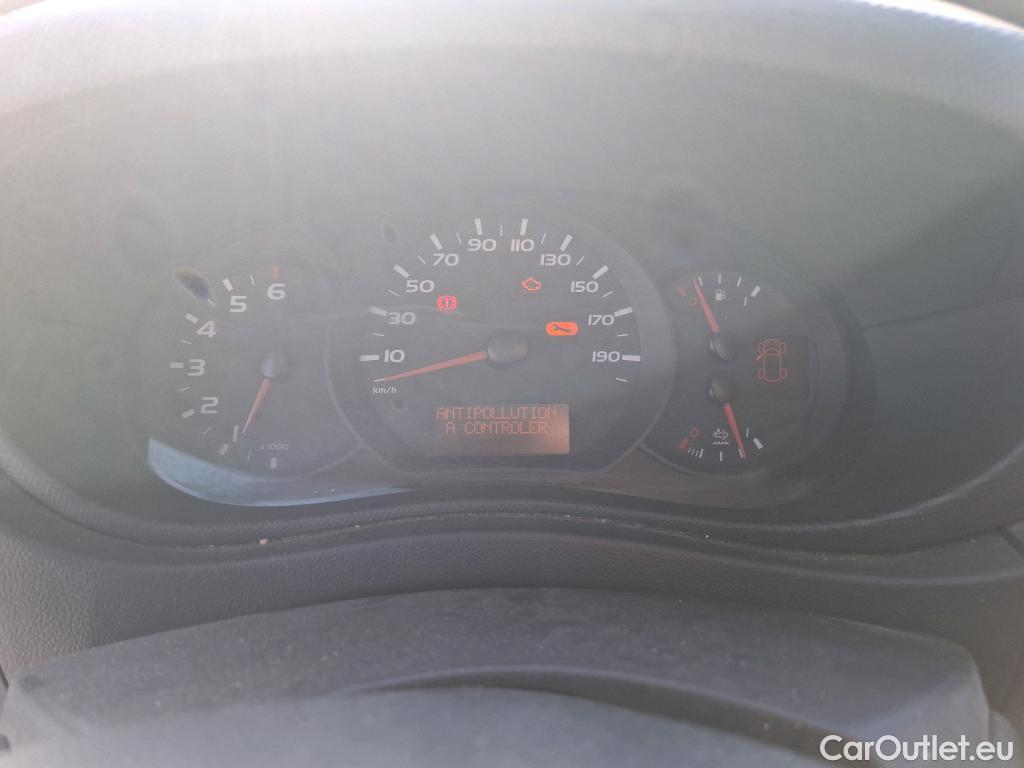  Renault  Master RENAULT  VU 4p Fourgon FG GCf Trac F3500 L2H2 Energy dCi 145 E6 #30