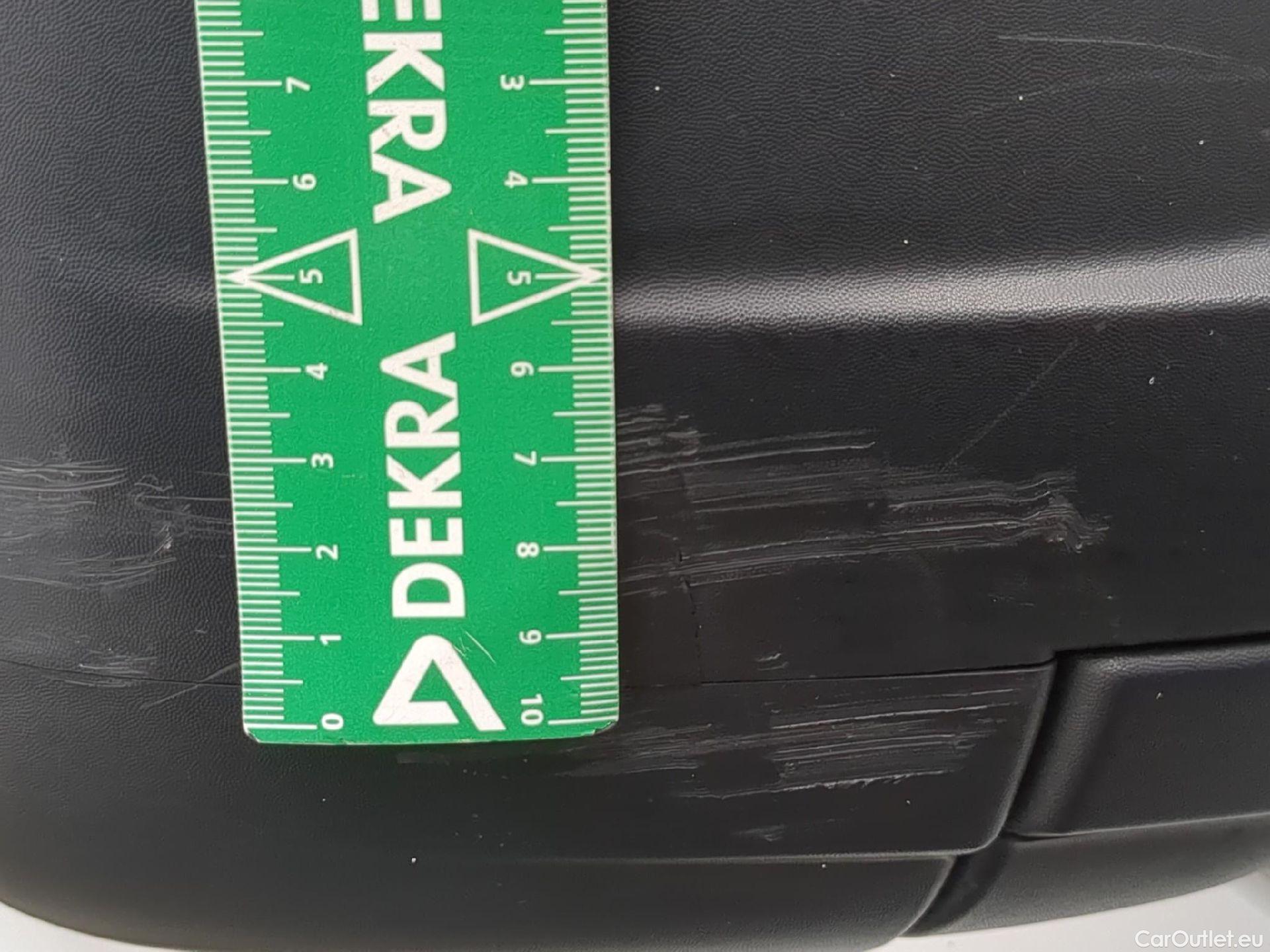  Renault  Trafic RENAULT  VU 4p Fourgon FG GCF L1H1 1000 dCi 95 E6 #21