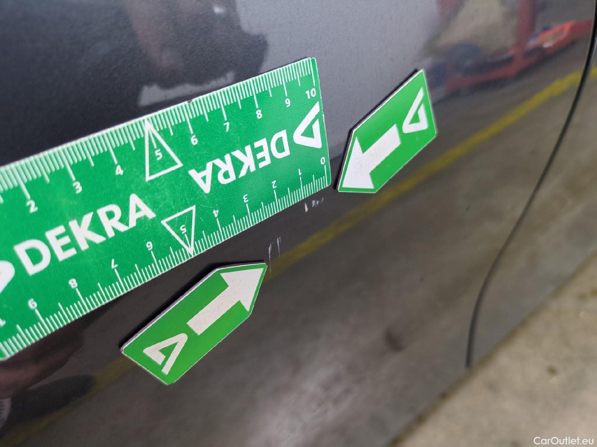  Bmw  Serie 3 Série 3 Berline 318 d Lounge 2.0 150CV BVA8 E6d #16