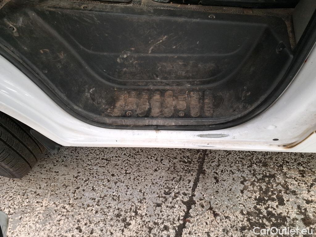  Renault  Master  Fourgon L3H2 3 5 Grand Confort dCi 135CV BVM6 E6dT 7 PLACES #24