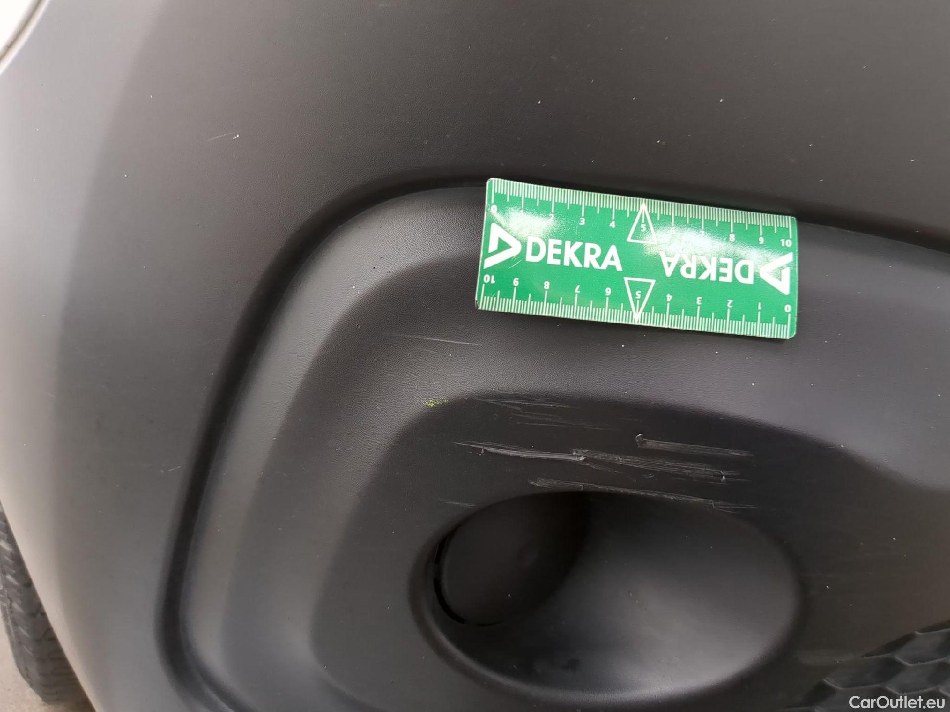  Renault  Trafic RENAULT  VU 4p Fourgon FG GCF L1H1 1000 dCi 95 E6 #24