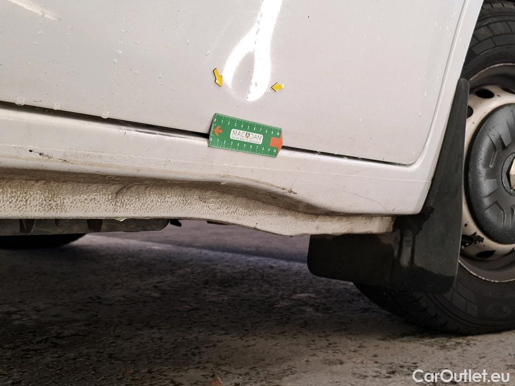  Renault  Master  Fourgon L3H2 3 5 Grand Confort dCi 135CV BVM6 E6dT 7 PLACES #31