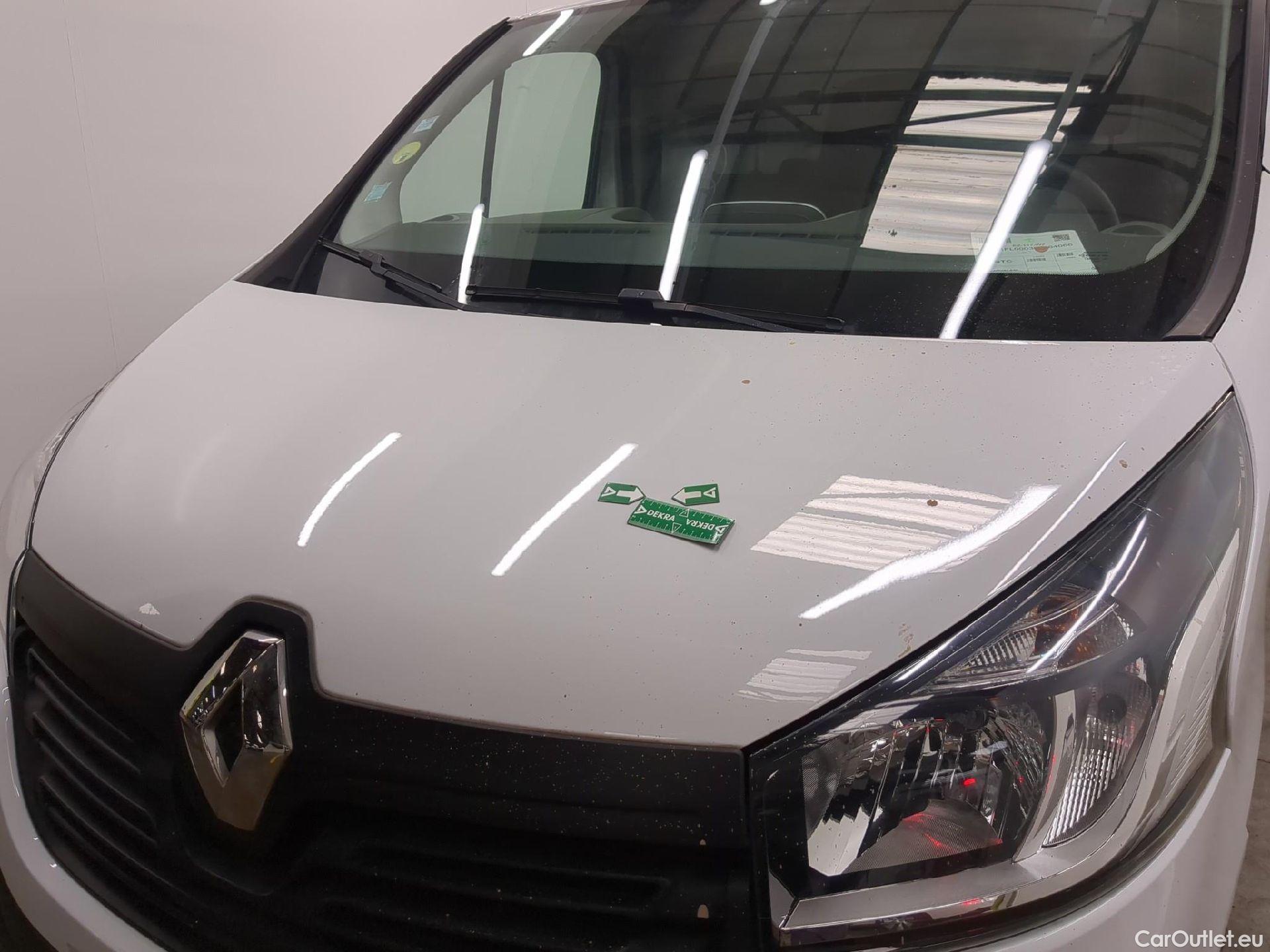  Renault  Trafic RENAULT  VU 4p Fourgon FG GCF L1H1 1000 dCi 95 E6 #28