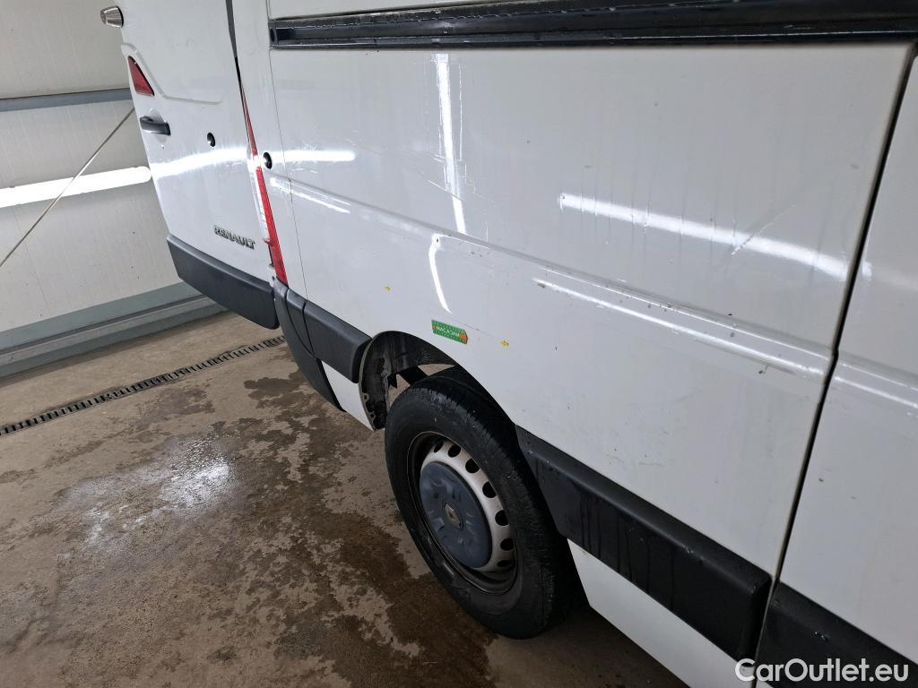  Renault  Master  III Fourgon L2H2 3 5 Grand Confort dCi #51