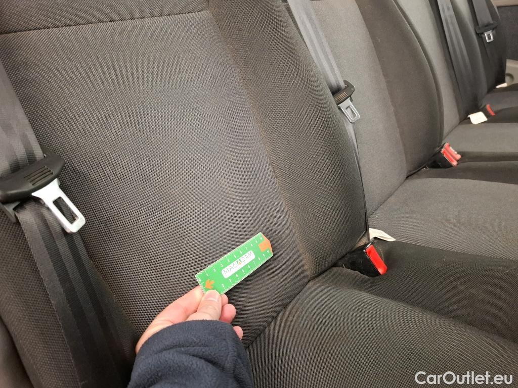  Renault  Master  Fourgon L3H2 3 5 Grand Confort dCi 135CV BVM6 E6dT 7 PLACES #36