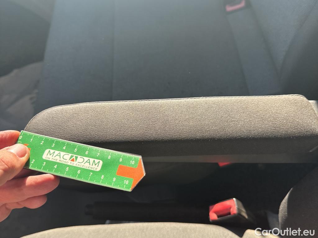  Volkswagen  Transporter T6  Fourgon 4Motion 2.0 TDI 150CV BVM6 E6 #18