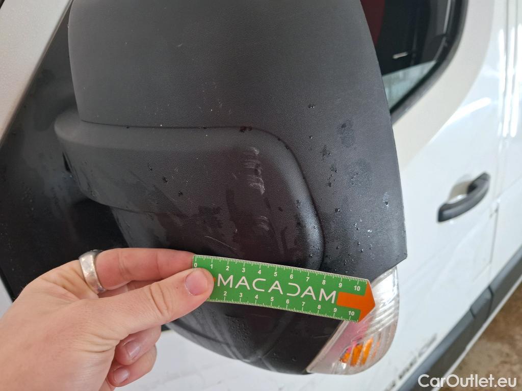  Renault  Master  III Fourgon L2H2 3 5 Grand Confort dCi #54