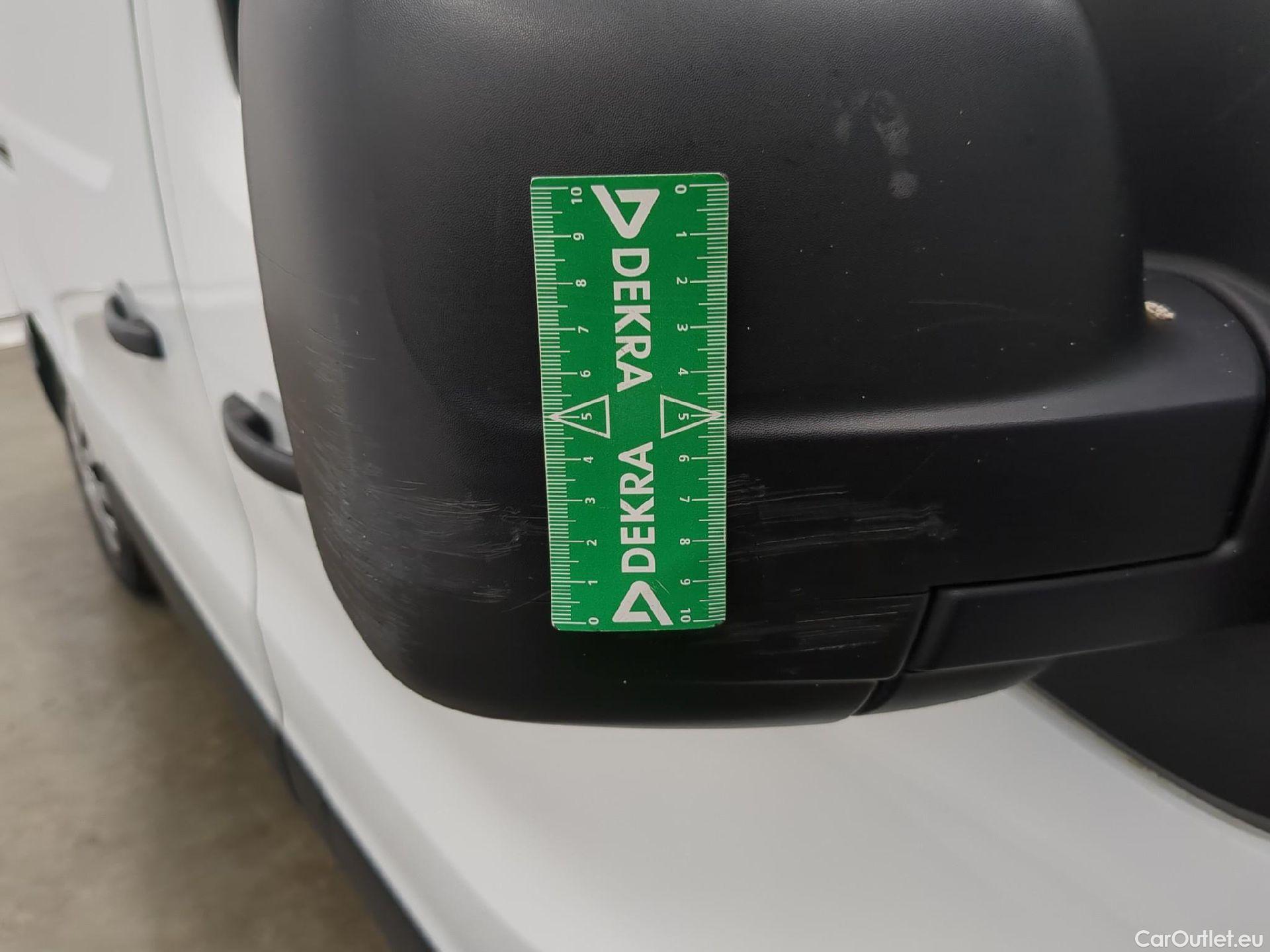  Renault  Trafic RENAULT  VU 4p Fourgon FG GCF L1H1 1000 dCi 95 E6 #20