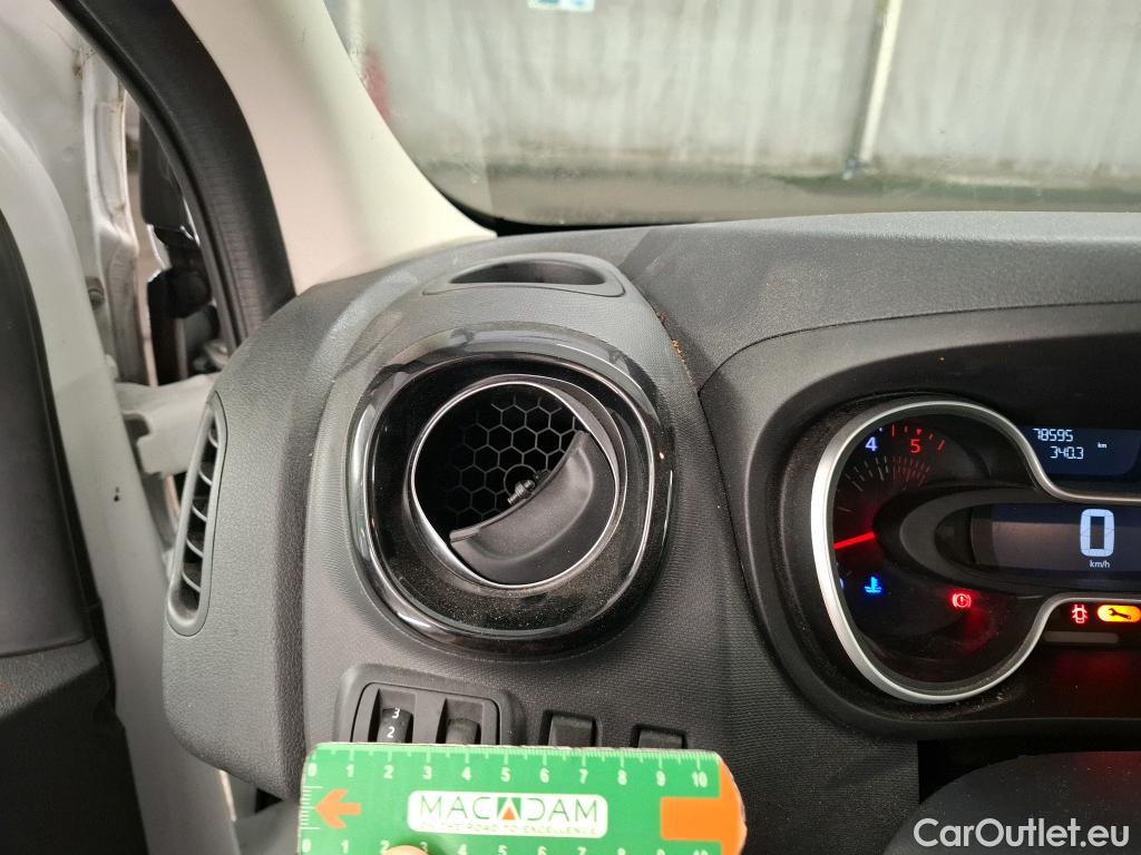  Renault  Trafic  Fourgon L1H1 1000 Confort 1.6 dCi 95CV BVM6 E6dT #32