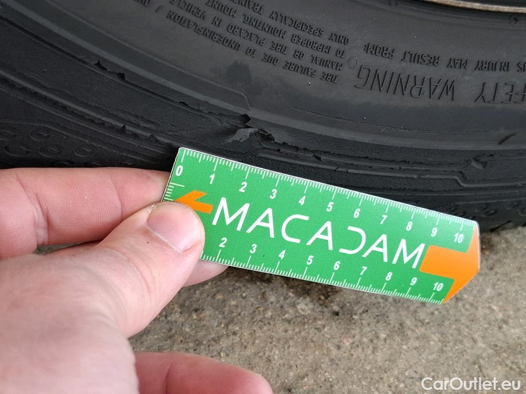  Renault  Master  III Fourgon L2H2 3 5 Grand Confort dCi #38