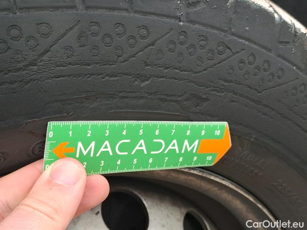  Renault  Master  III Fourgon L2H2 3 5 Grand Confort dCi #35