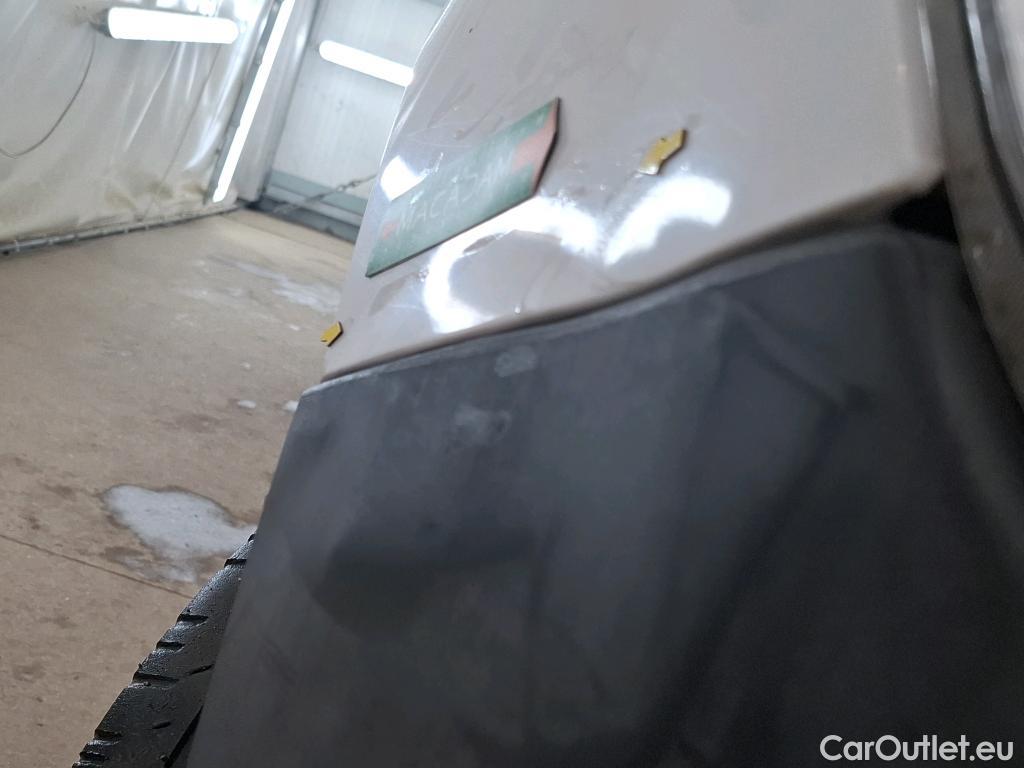  Renault  Master  III Fourgon L2H2 3 5 Grand Confort dCi #23