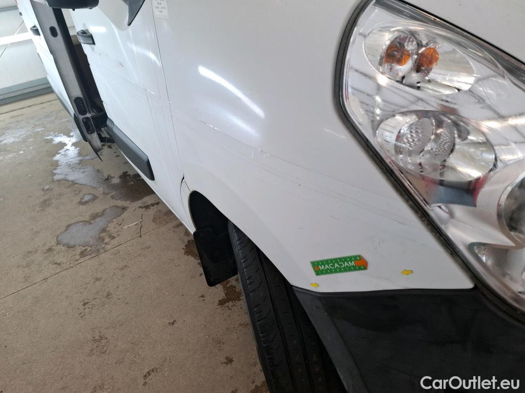  Renault  Master  III Fourgon L2H2 3 5 Grand Confort dCi #21