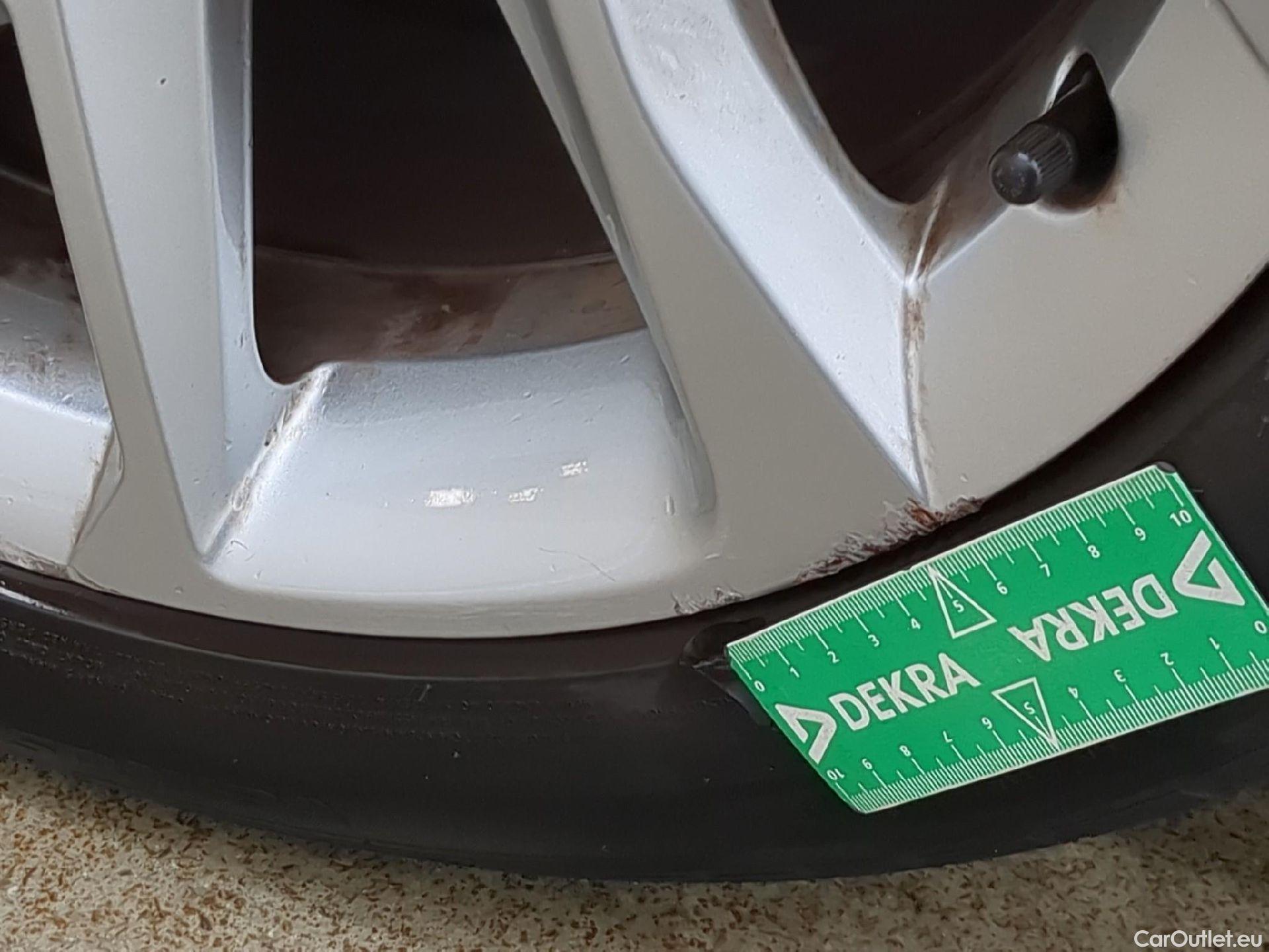  Cupra  Formentor CUPRA  / 2020 / 5P / SUV 1.4 e-HYBRID 204ch DSG6 Business Edition #7