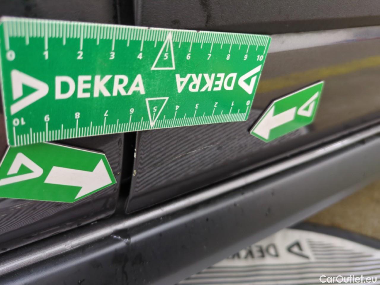  Citroen  C3 CITROEN  / 2016 / 5P / Berline PureTech 110 S&S BVM6 Shine Business #5