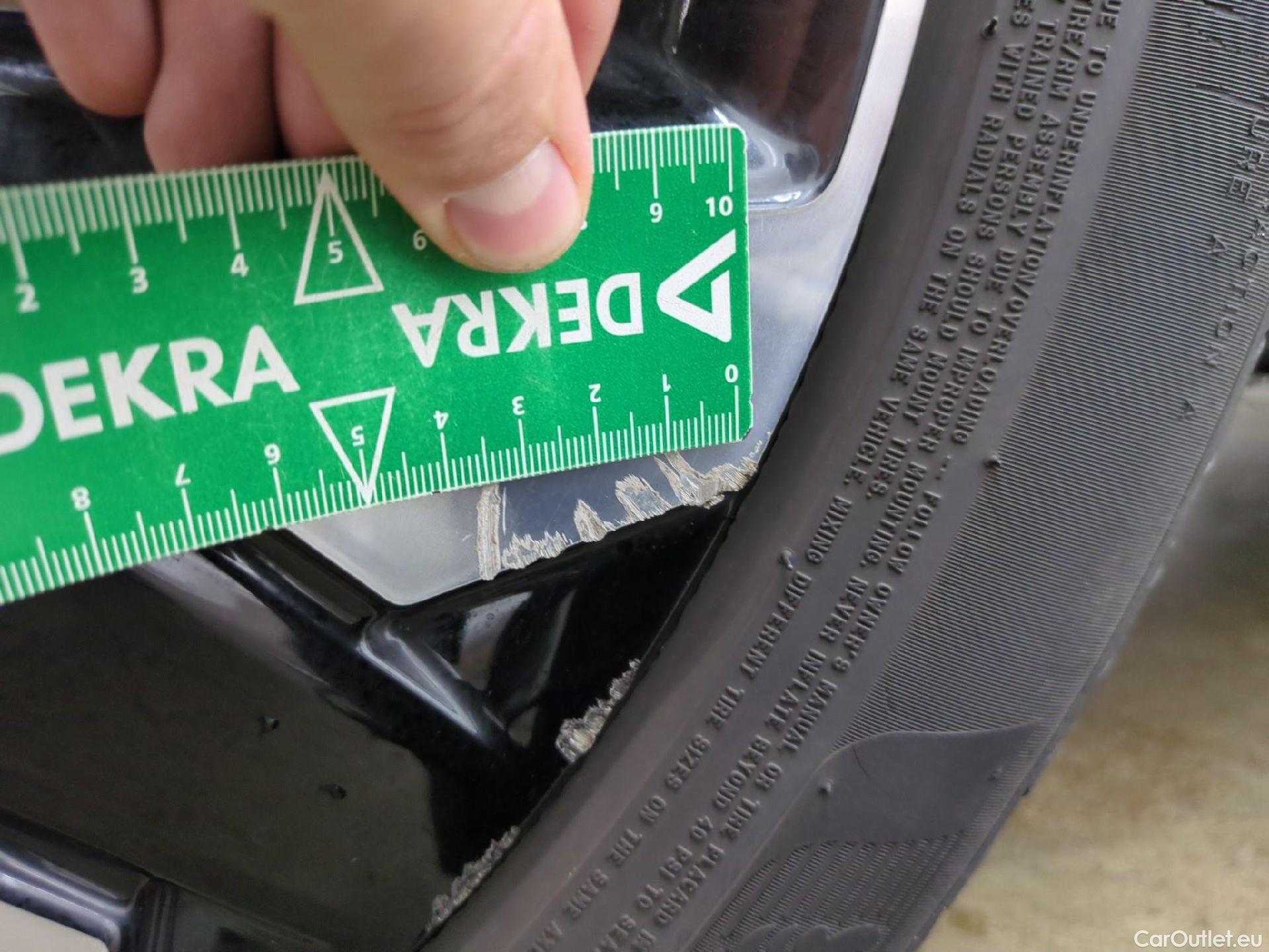  KIA  Sportage  Design Plug-in Hybrid 4WD 1.6 T-GDI 265CV BVA6 E6d #8