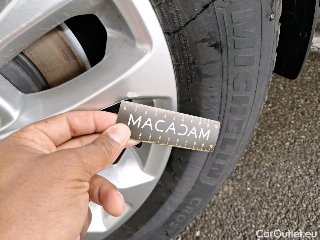  Ford  Kuga  Titanium Hybrid 2.5 190CV BVA6 E6dT #26