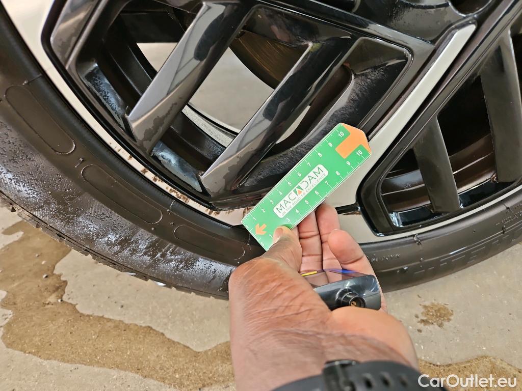  Citroen  C4 CITROEN  / 2020 / 5P / Berline PureTech 130 S&S EAT8 Shine #6