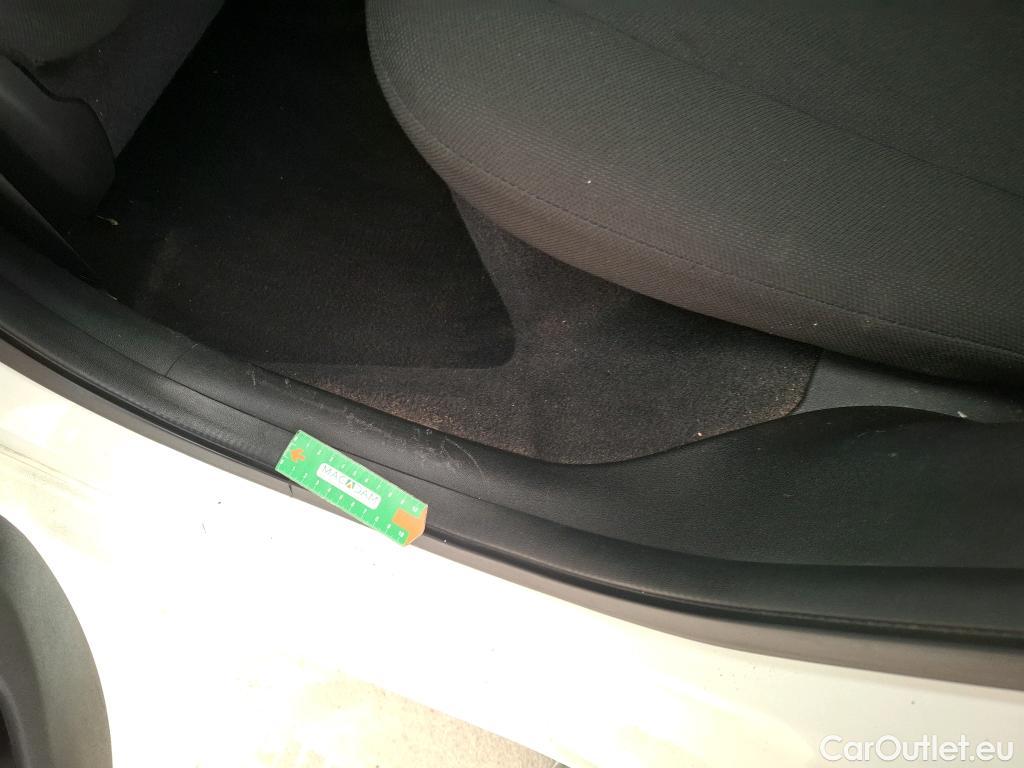  Citroen  C1  Feel 1.0 70CV BVM5 E6 #40