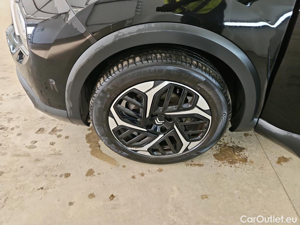  Citroen  C4 CITROEN  / 2020 / 5P / Berline PureTech 130 S&S EAT8 Shine #1