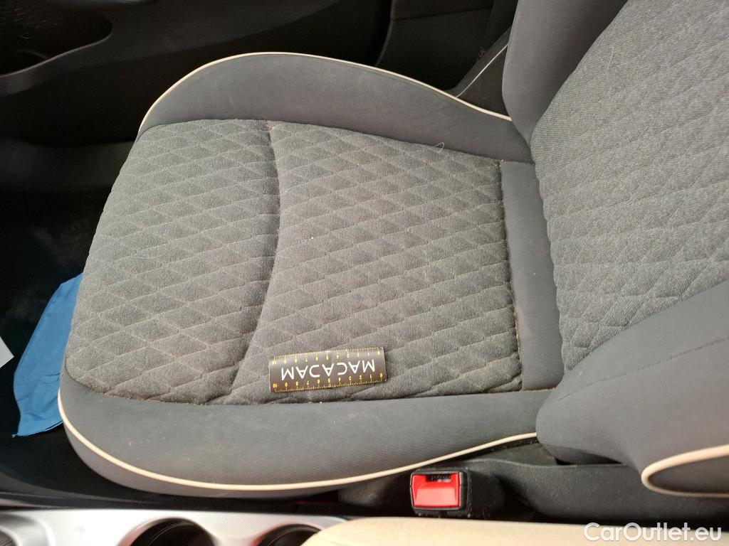  Fiat  500 FIAT X / 2018 / 5P / SUV 1.6 Multijet 120ch City Cross Business #28