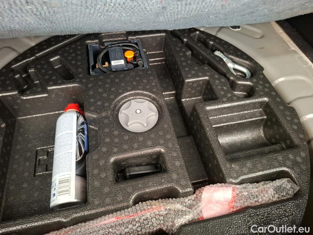  Nissan  Qashqai NISSAN  / 2017 / 5P / Crossover 1.3 DIG-T 140 Tekna #21