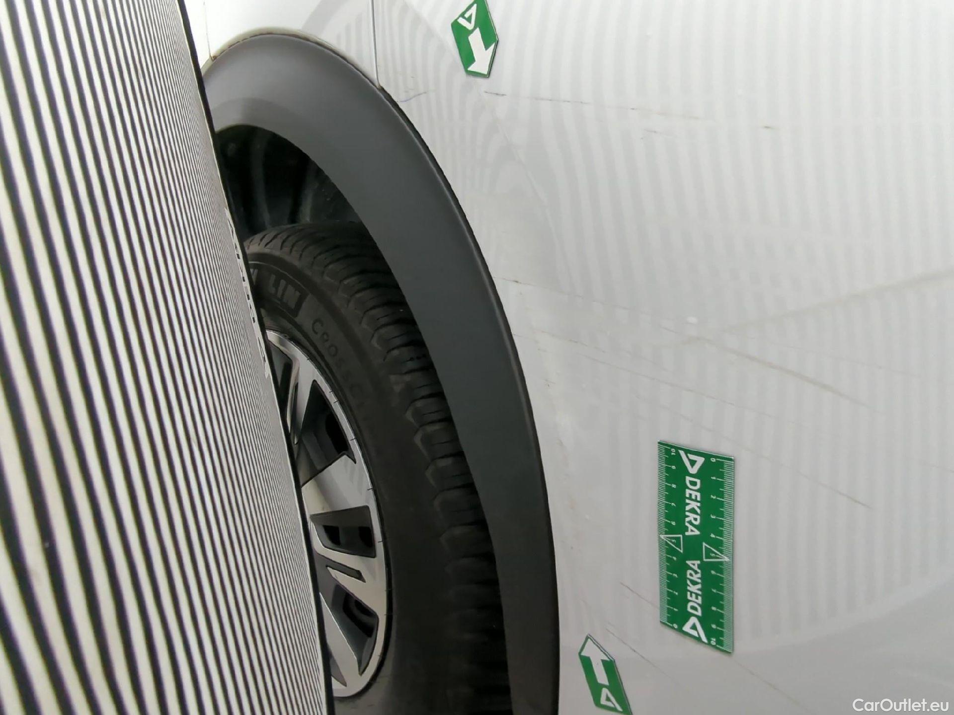  Peugeot  2008  Active Business 1.5 HDi 110CV BVM6 E6d #3