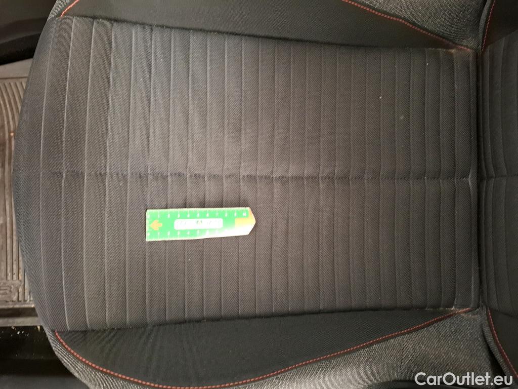  Peugeot  2008  Active Business 1.5 HDi 100CV BVM6 E6d #19