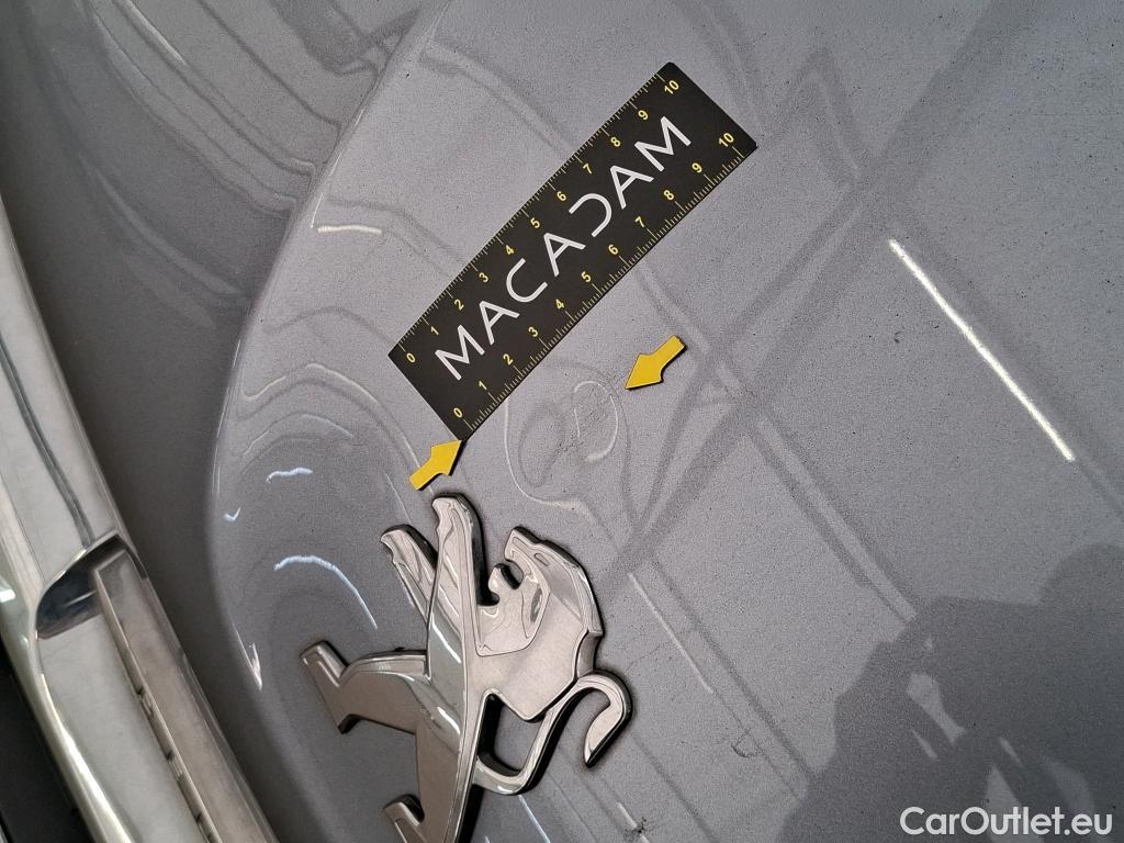  Peugeot  208  Signature 1.2 PureTech 80CV BVM5 E6dT #24