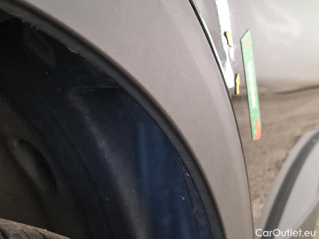  Peugeot  3008  Active Pack 1.5 HDi 130CV BVA8 E6d #5