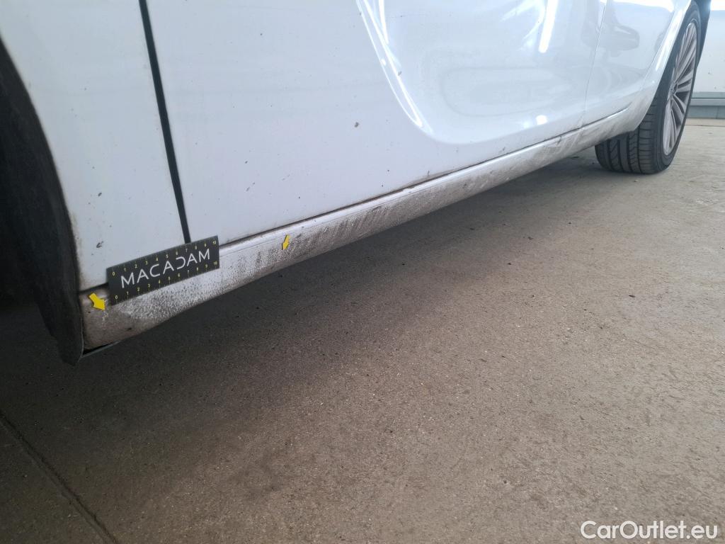  Opel  Insignia OPEL  5p Berline 1.6 CDTi 136 Auto Cosmo #41