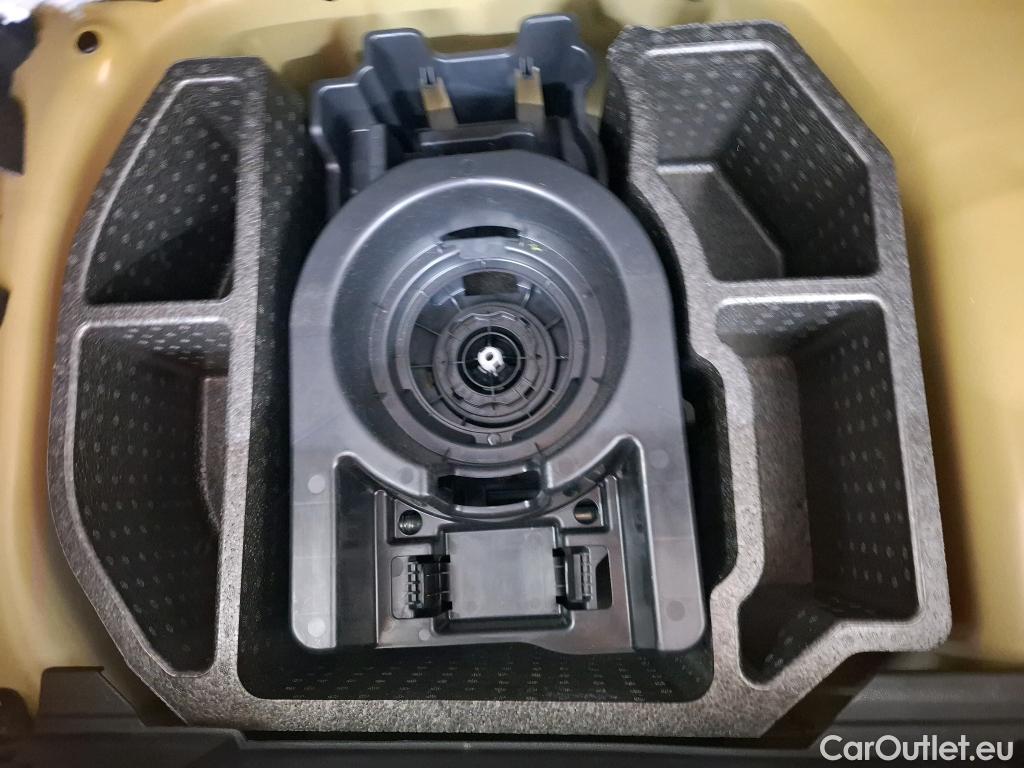  Peugeot  208  Allure Pack 1.2 PureTech 100CV BVA8 E6d #10