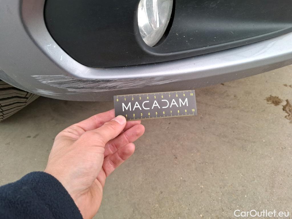  Peugeot  208  Signature 1.2 PureTech 80CV BVM5 E6dT #9