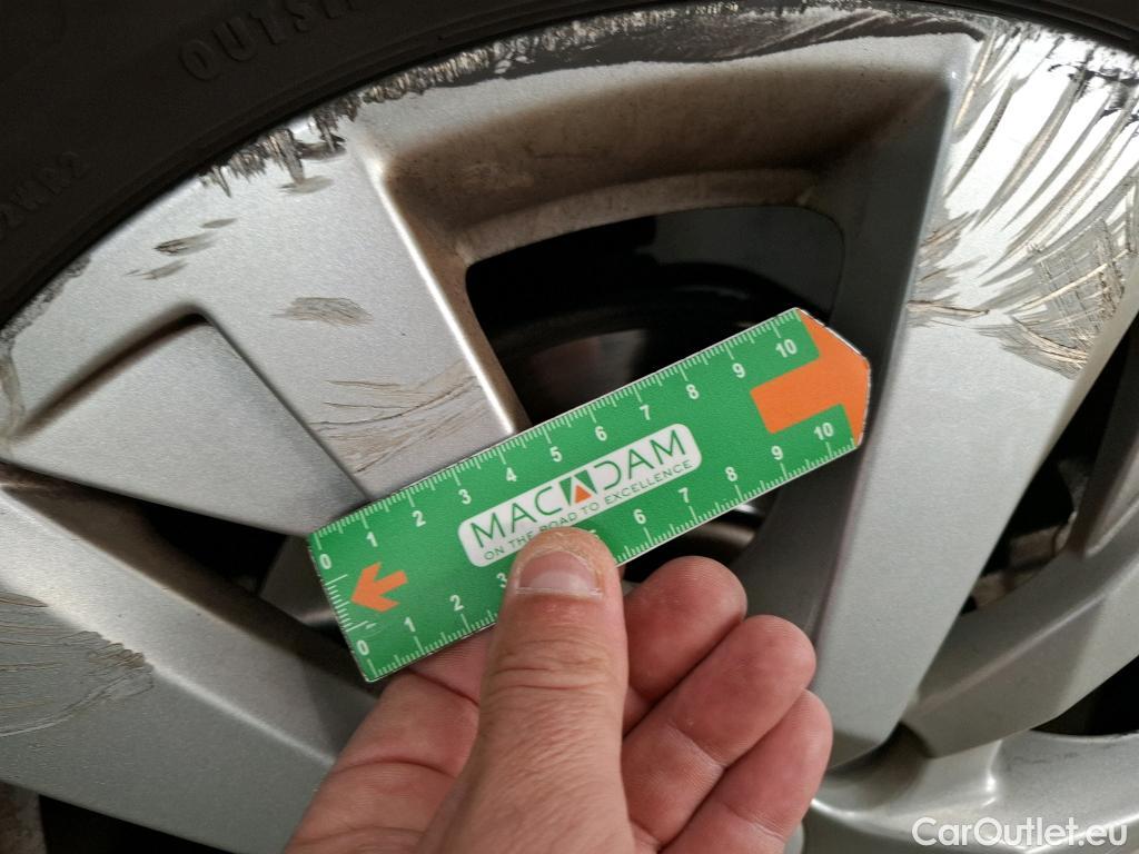  Peugeot  3008  Active Business 1.5 HDi 130CV BVA8 E6d #36