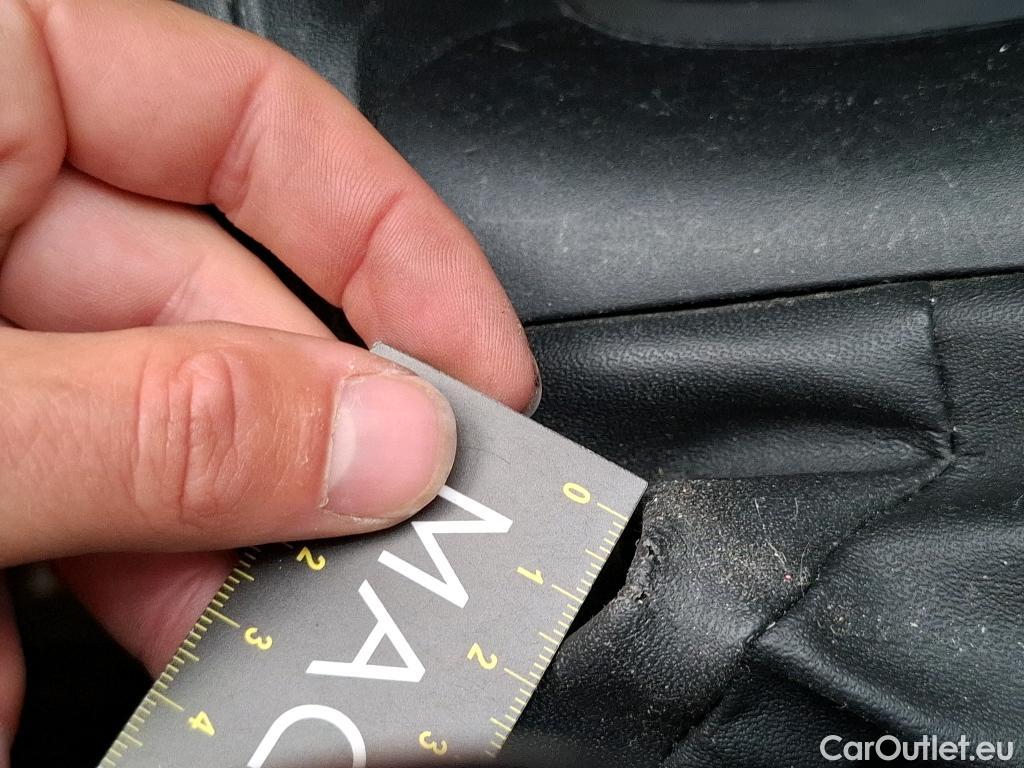  Peugeot  208  Signature 1.2 PureTech 80CV BVM5 E6dT #30