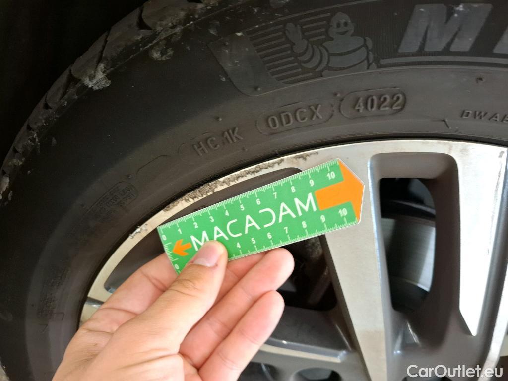  Peugeot  208  Allure Pack 1.2 PureTech 100CV BVA8 E6d #5