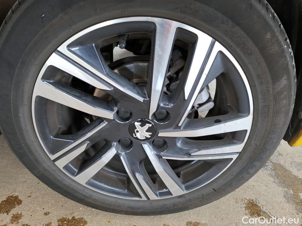  Peugeot  208  Allure Pack 1.2 PureTech 100CV BVA8 E6d #15