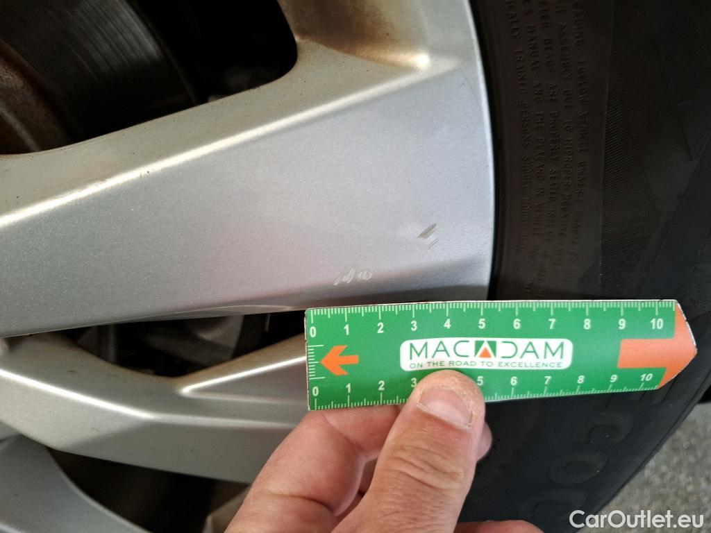  Peugeot  3008  Active Business 1.5 HDi 130CV BVA8 E6d #27