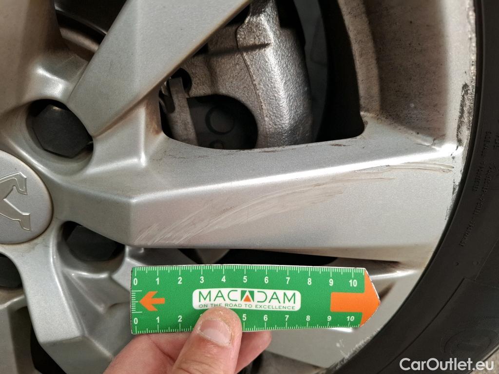  Peugeot  3008  Active Business 1.5 HDi 130CV BVA8 E6d #38