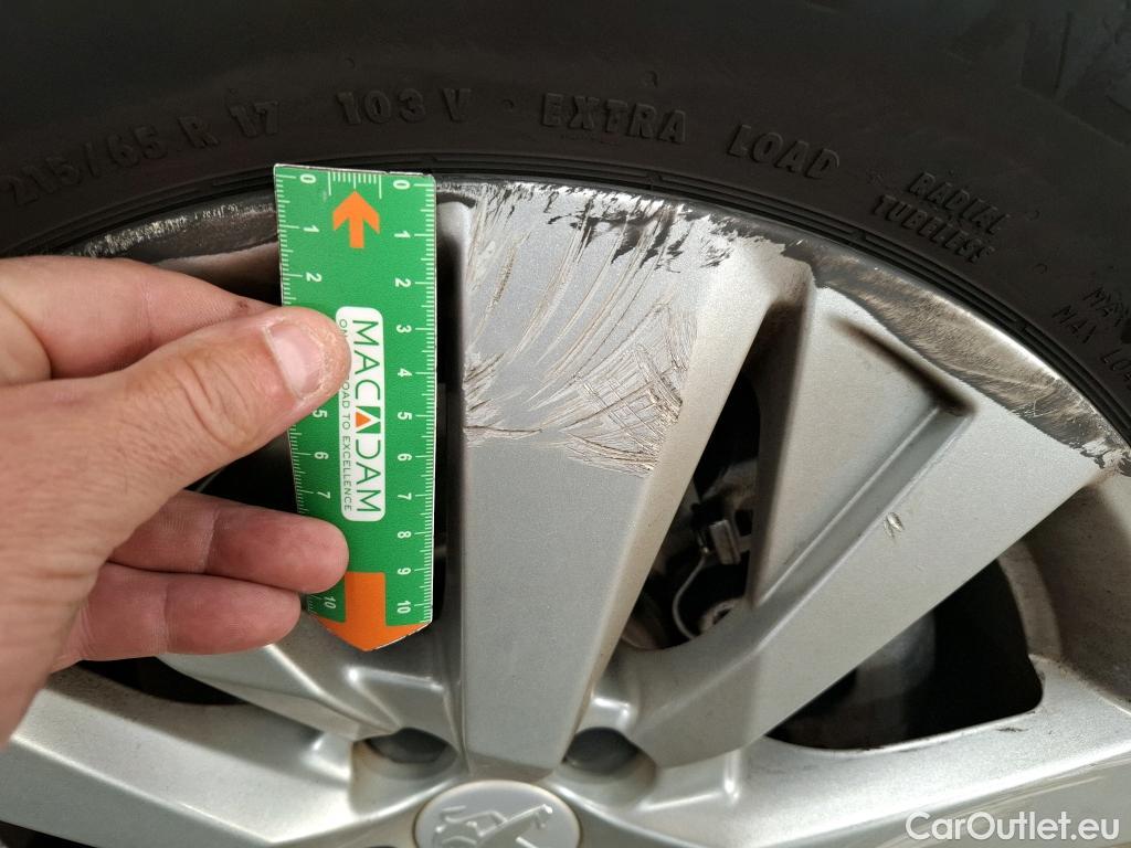  Peugeot  3008  Active Business 1.5 HDi 130CV BVA8 E6d #34