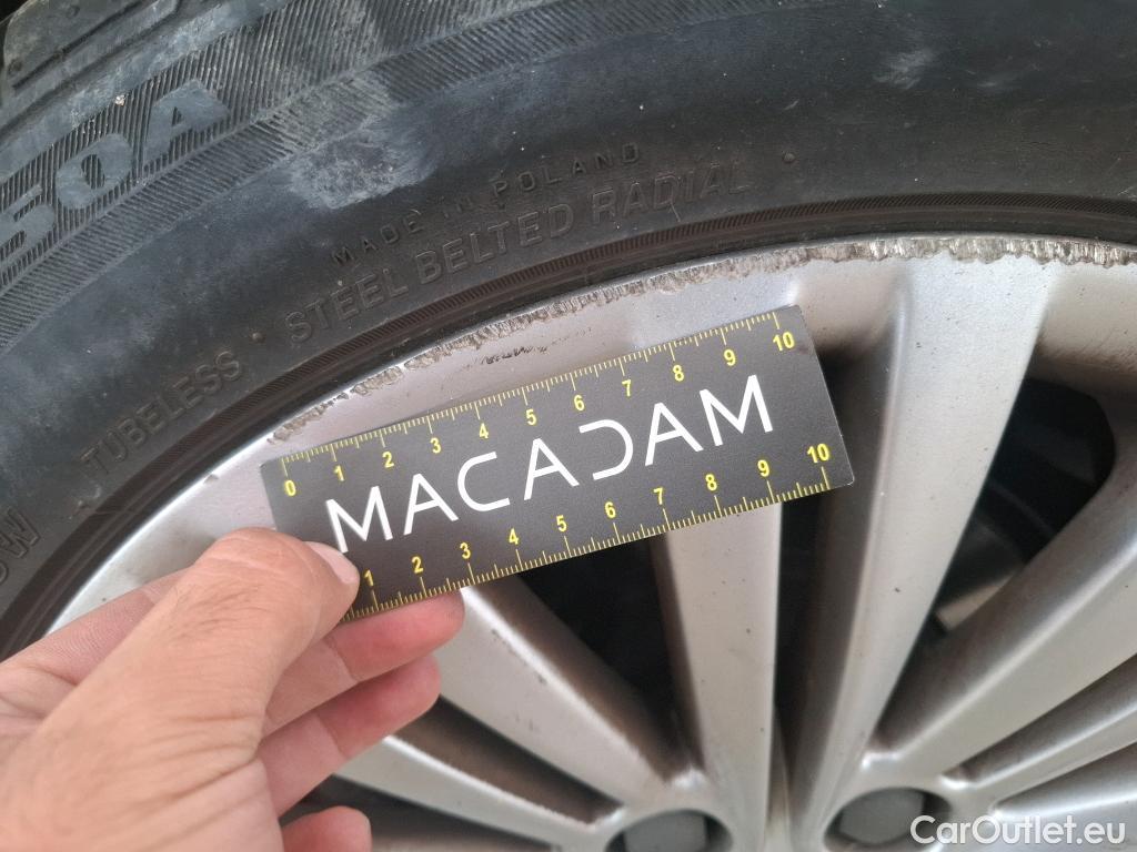  Opel  Insignia OPEL  5p Berline 1.6 CDTi 136 Auto Cosmo #67